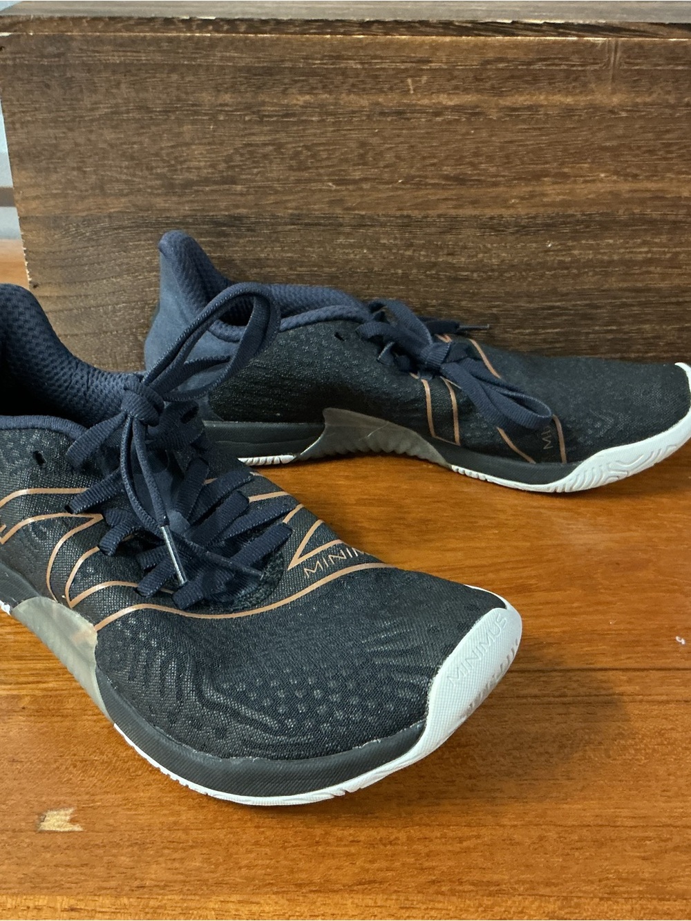 New Balance Women Minimus TR v1 Black Zero Drop Cross Trainer Gym Shoe Size 7.5